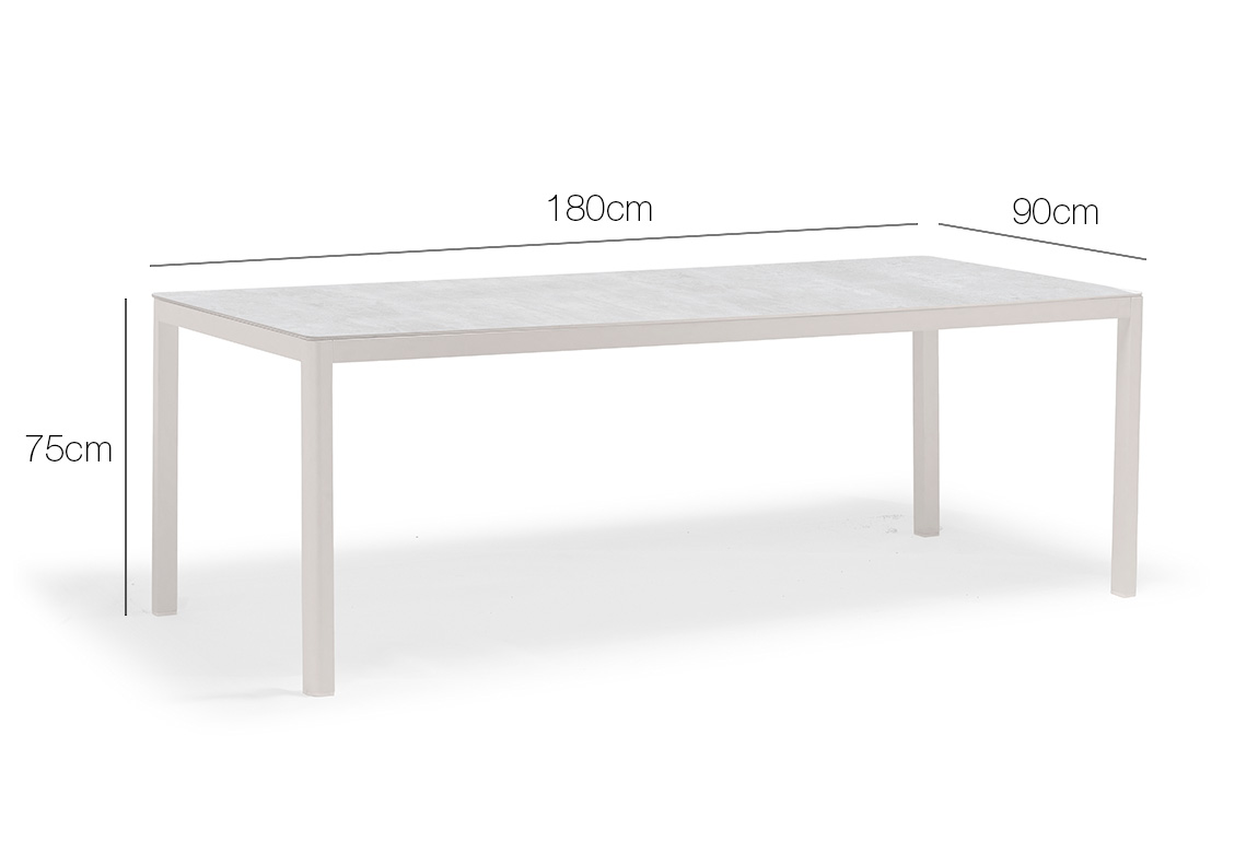 LOOP dining table